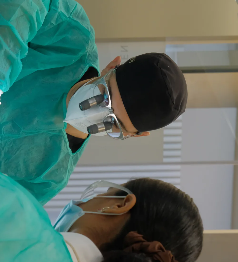 Cirugía guiada de implantes dentales en la Clínica Dental Cuenca y Bergamo